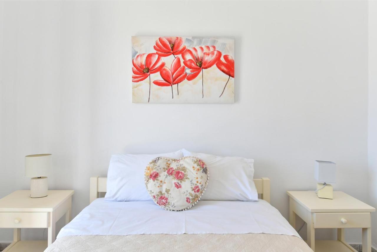 נאוסה White Rooms Paros מראה חיצוני תמונה